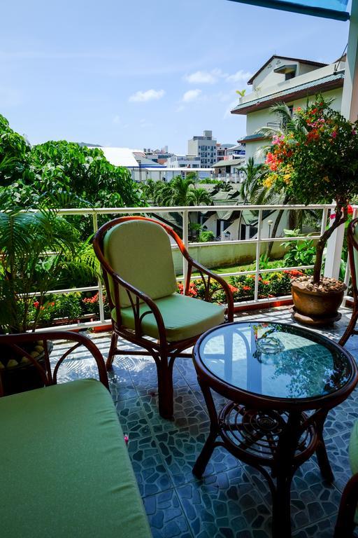 Adonis Guest House Patong Екстер'єр фото
