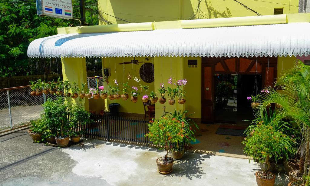 Adonis Guest House Patong Екстер'єр фото